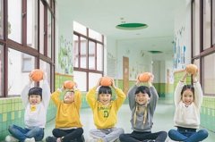给双胞胎女孩取名字 文雅大气的双胞胎女孩名字
